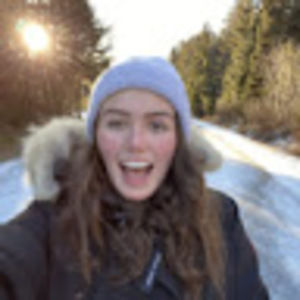 Meet your Posher, Alicia